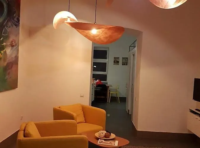 Stylish Art - Wifi & Great Location