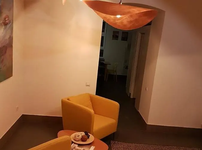 Stylish Art - Wifi & Great Location *