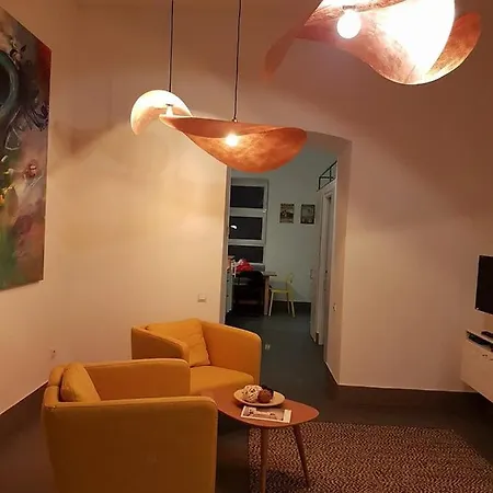 Stylish Art - Wifi & Great Location